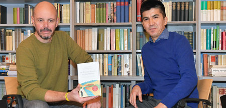 Plötzlich Bestseller: Fabio Geda (l.) und Enaiatollah Akbari bei...