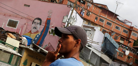In den Arbeitervierteln präsent: Venezuelas Präsident Nicolás Ma...