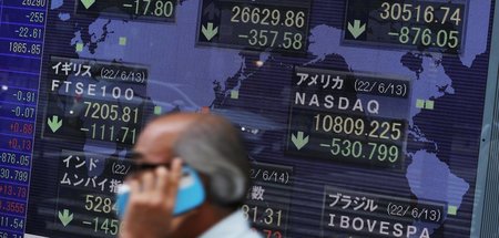 Es geht abwärts (Finanzmarktdaten neulich in Tokio) Es geht abwärts (Finanzmarktdaten neulich in Tokio)