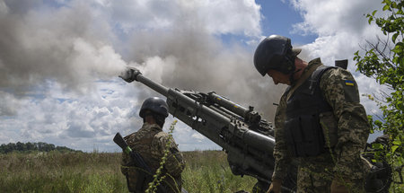 Nachschub aus den USA ist gesichert: Ukrainische Soldaten in der... Nachschub aus den USA ist gesichert: Ukrainische Soldaten in der...