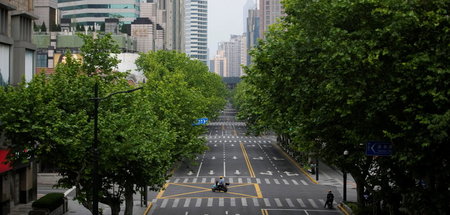 Shanghai fast ohne Wirtschaftsleistung: 25 Millionen Einwohner z... Shanghai fast ohne Wirtschaftsleistung: 25 Millionen Einwohner z...