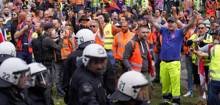»Stärke und Entschlossenheit«: Am Freitag kam es in Hamburg zu h... »Stärke und Entschlossenheit«: Am Freitag kam es in Hamburg zu h...