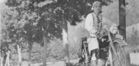 Ethnologin, Fotografin, Dichterin, Gastgeberin und Motorradfahre...