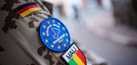 Bundeswehruniform mit dem Emblem der European Union Training Mis