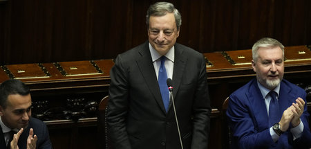 Nun doch: Italiens Präsident Sergio Mattarella nahm das Rücktrit...