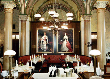Buttermilch schmeckt besser als Champagner – das Café Central in... Buttermilch schmeckt besser als Champagner – das Café Central in...