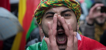 Weckruf zur Solidarität: Kundgebung gegen türkischen Einmarsch i...