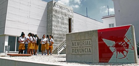 Zeugnisse der Aggression: Das Museum am »Memorial de la Denuncia... Zeugnisse der Aggression: Das Museum am »Memorial de la Denuncia...