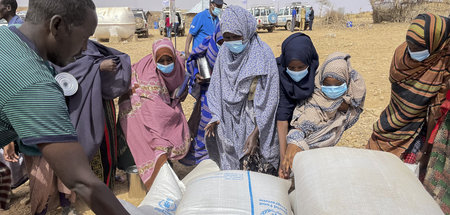Lebensmittelverteilung der UN im von Dürren geplagten Äthiopien ...