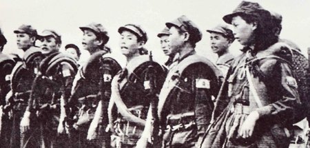 Gelebte Theorie: Nationaler Befreiungskrieg der chinesischen Rot...