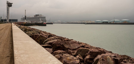 Im Hafen von Le Havre will Frankreich künftig ein neues, schwimm... Im Hafen von Le Havre will Frankreich künftig ein neues, schwimm...