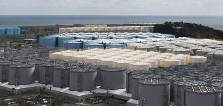 Die Tanks werden knapp, also ab damit ins Meer: Radioaktives Küh...