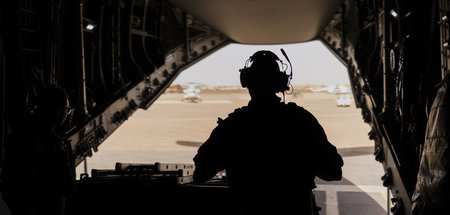 Auf verlorenem Posten: Bundeswehr-Soldat in Gao, Mali (12.4.2022...