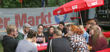 »Ort des kommunistischen O-Tons«: Junge Linke diskutieren auf de... »Ort des kommunistischen O-Tons«: Junge Linke diskutieren auf de...