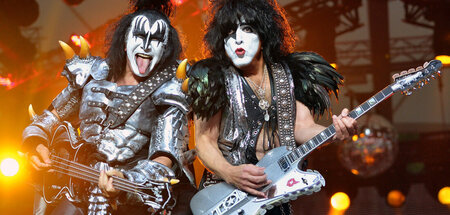 Plateauschuhe und Geschäftssinn: Gene Simmons und Paul Stanley v...