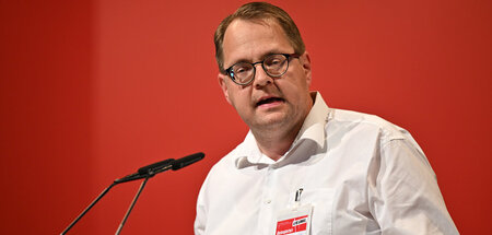 Sören Pellmann auf dem Bundesparteitag der Linken in Erfurt (25....