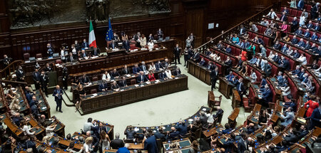 Premier Mario Draghi gab am 21. Juli im Parlament in Rom seinen ...