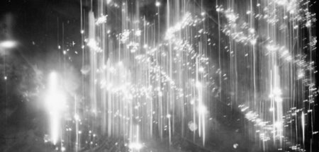»Verführung des Auges« (Esther Leslie): »Operation Gomorrha« der...