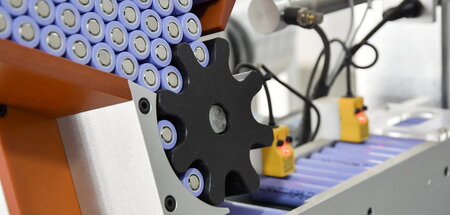 Lithium wird insbesondere für die Herstellung von Batterien und ...