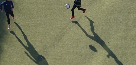 Die in Frage stehenden Sporthemden seien laut Verein für immer a...