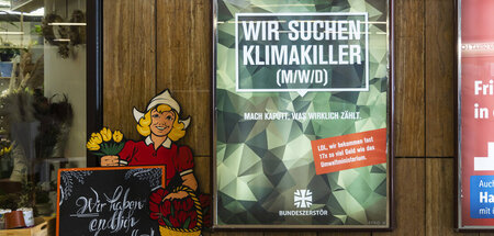 Ad-Busting-Kampagne von Juni 2021