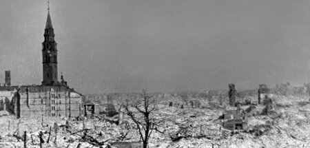 Blick auf das kriegszerstörte Warschau im November 1944