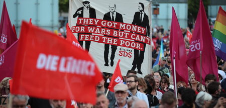 Linke-Demonstration gegen die Energie- und Sozialpolitik der Bun... Linke-Demonstration gegen die Energie- und Sozialpolitik der Bun...