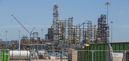 Baustelle der Chemiefabrik von Borealis im Hafen von Antwerpen (...