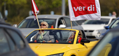 Mit wehenden Fahnen den richtigen Kurs einschlagen. Verdi brauch...