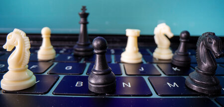 RTRMADP_3_HEALTH-CORONAVIRUS-ONLINE-GAMBLING.JPG