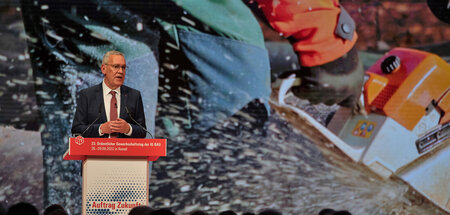 Robert Feiger, Bundesvorsitzender der IG BAU, auf dem Gewerkscha...