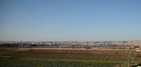 Die Stadt Kamischli im Nordosten Syriens an der Grenze zur Türke...