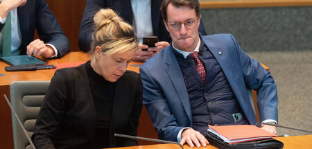 Wirtschafts- und Industrieministerin Mona Neubaur (Bündnis 90/Di...