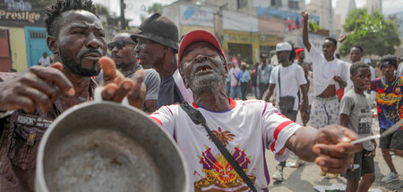 Symbol der Verzweiflung: Ein Demonstrant am Montag in Port-au-Pr...