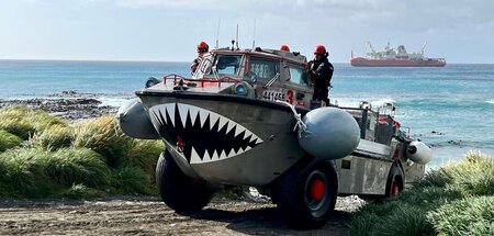 Martialische Erscheinung: Amphibienfahrzeug der Australischen An...