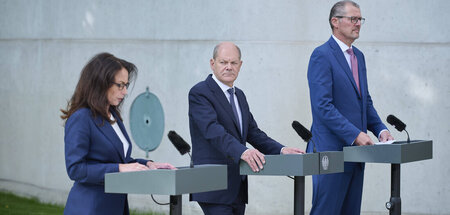 Sich in Zeiten der Krise die Hände reichen. Die Diagonale der Ma...