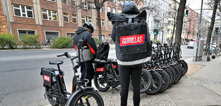Organisierung »systematisch zersetzt«: Gorillas-Kuriere in Berli...