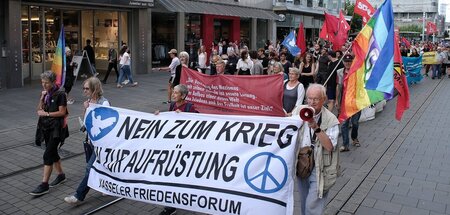 Demonstration am Weltfriedenstag 2022 in Kassel Demonstration am Weltfriedenstag 2022 in Kassel