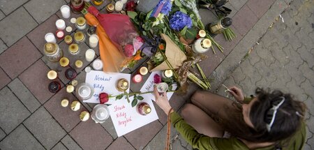 Trauer in Bratislava nach dem Attentat eines Neonazis im Zentrum... Trauer in Bratislava nach dem Attentat eines Neonazis im Zentrum...