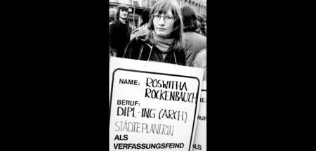 Demonstration gegen Berufsverbote am 2. Februar 1980 in Stuttgar...