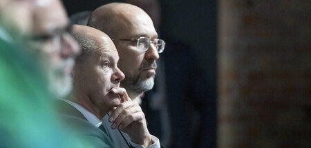 Das wird teuer. Bundeskanzler Olaf Scholz und der ukrainische Re...