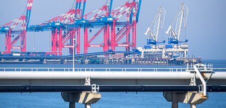Unweit des Jade-Weser-Port sollen zunächst zwei Terminals für ve...