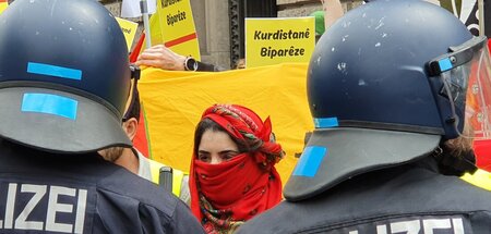 Repression gegen kurdische Aktivistinnen und Aktivisten auch unt...