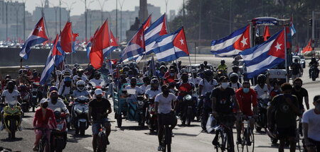 Unblock Cuba! Proteste gegen das von den USA verhängte Handelsem