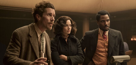 Film_Review_Amsterda_75481582.jpg