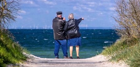 Rentner_am_Meer_74229076.jpg