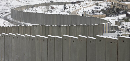 Außerhalb der Mauer in Ostjerusalem: Das Flüchtlingslager Shuafa...