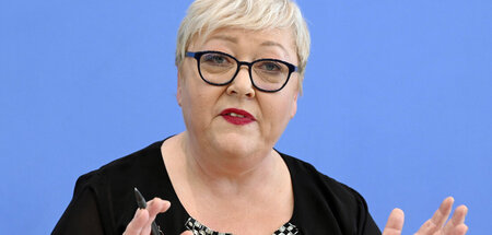 Traut den Akten nicht: Evelyn Zupke (Berlin, 16.6.2022)