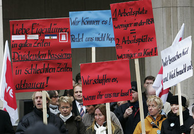 Jobabbau mit Staatsmilliarden: Am 16. Februar demonstrierten HSH... Jobabbau mit Staatsmilliarden: Am 16. Februar demonstrierten HSH...