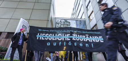 Protestkundgebung am Donnerstag vor dem Justizgebäude in Frankfu... Protestkundgebung am Donnerstag vor dem Justizgebäude in Frankfu...